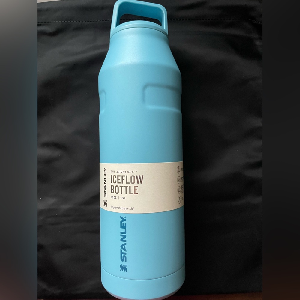 New! Stanley Ice Flow Tumbler